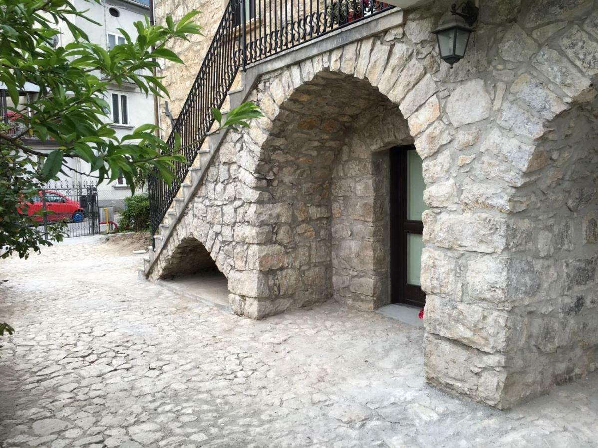 Casa Sarlo Aparthotel Petina Exterior foto