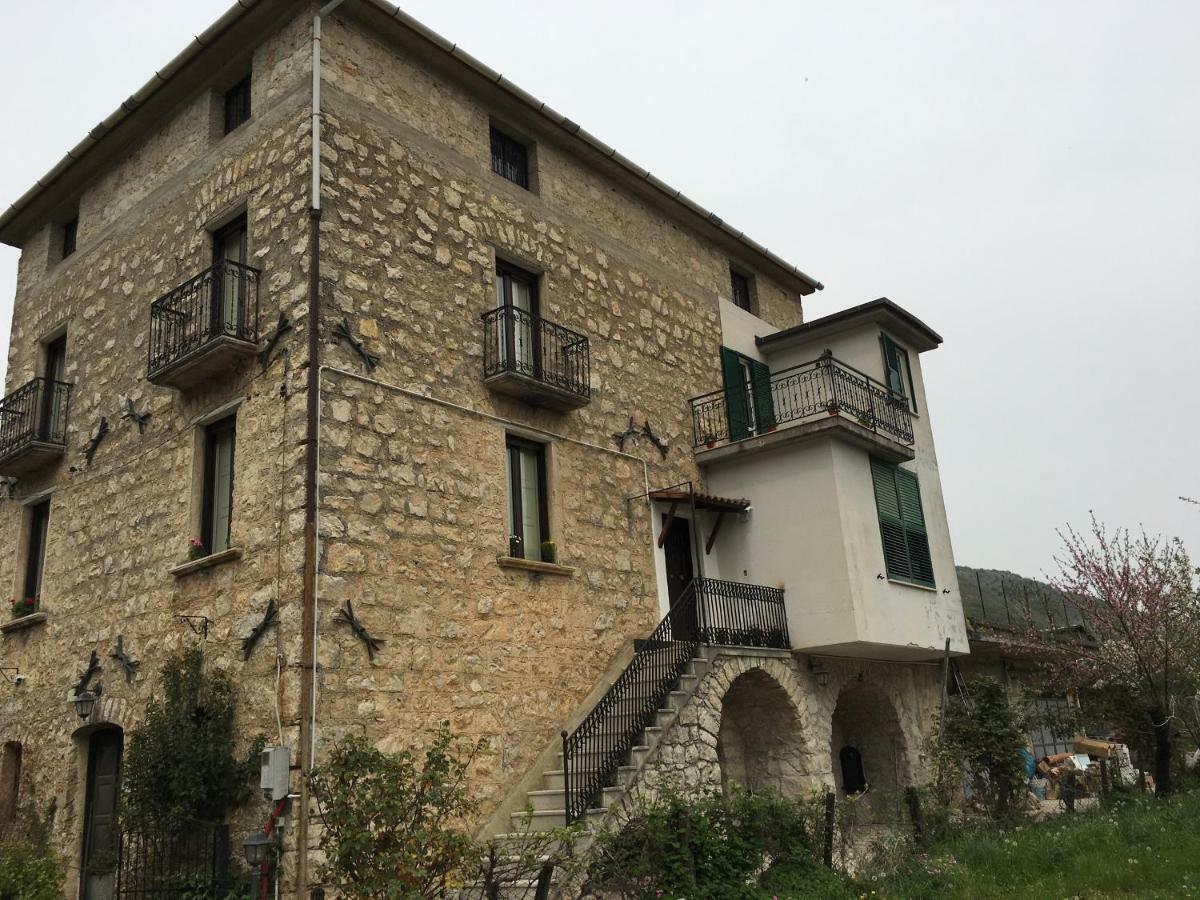 Casa Sarlo Aparthotel Petina Exterior foto