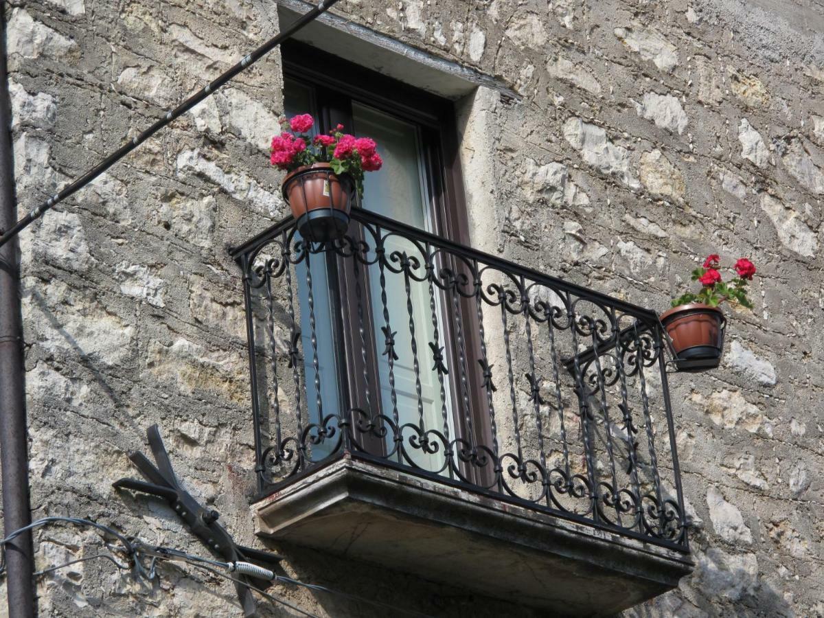 Casa Sarlo Aparthotel Petina Exterior foto